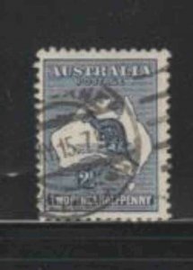 AUSTRALIA #4 1913 2 1/2p KANGAROO F-VF USED b