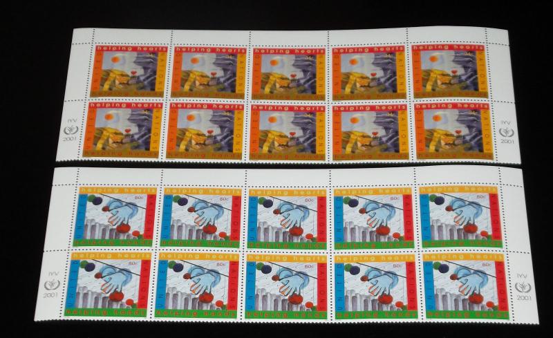 U.N,NEW YORK #793-794, 2001, INTL.VOLUNTEERS YEAR INSC. BLKS/10, NICE!! LQQK!!