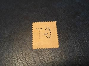 ICOLLECTZONE US #573 Perfin used (Bk1-24)