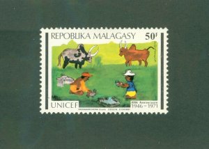MADAGASCAR 463 MH BIN$ 1.10