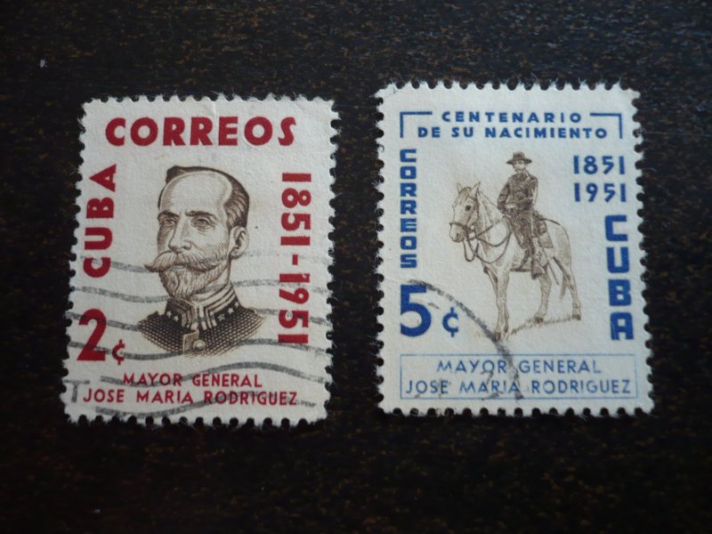 Stamps - Cuba - Scott# 529-530 - Used Set of 2 Stamps
