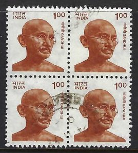 India 916 VFU BLOCK OF 4 MAHATMA GANDHI Z8078