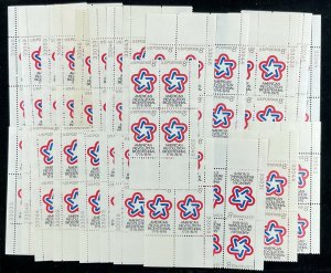 1432   American Revolution Bicentennial  25 MNH 8 c plate blocks FV $8   1971