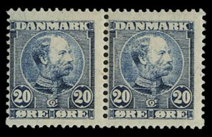 Denmark #66 Cat$65, 1904-5 20o blue, horizontal pair, left stamp never hinged...