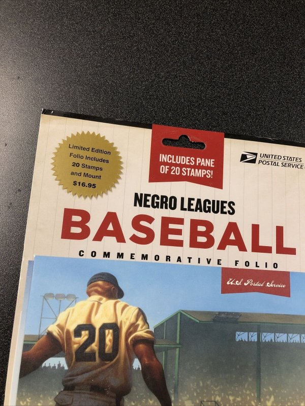 Excellent USPS NEGRO LEAGUES BASEBALL COMMEMORATIVE FOLIO and 20-Stamp Pane