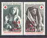 Reunion 1973 Red Cross Fund - Tomb Figures set of 2 unmou...