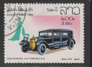 Laos 416 Classic Automobiles 1982