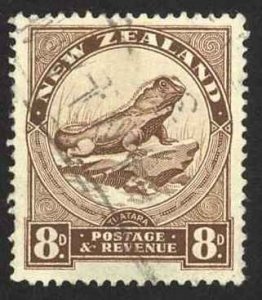 New Zealand Sc# 194 Used (a) 1935 8p dark brown Tuatara Lizard