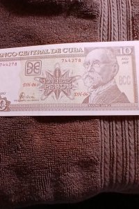 CUBA.2005.BANCO CENTRAL-10 PESOS.MAXIMO GOMEZ.DH-06-744278.UNCIR.