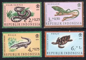 Indonesia B203-06 - Mint-NH - Reptiles (cv $1.75)