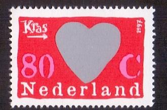 Netherlands  #955  MNH  1997 MNH surprise stamp  .  heart