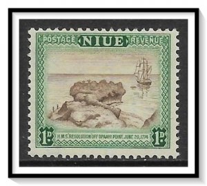 Niue #95 H.M.S. Resolution MH