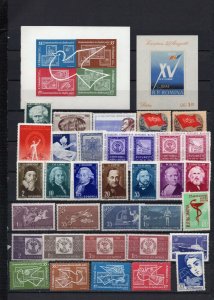 ROMANIA 1958-1962 YEARS SET OF 31 STAMPS, SHEET OF 4 STAMPS & S/S MNH/MLH