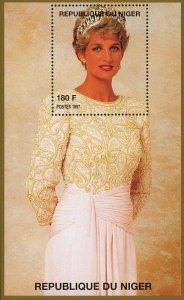 Princess Diana Royal Family Gown Dress Crown Souvenir Sheet MNH