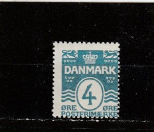 Denmark  Scott#  88 MNH  (1913 Wavy Lines)
