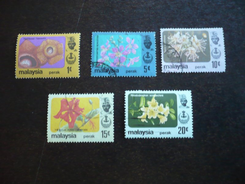 Stamps - Malaya Perak - Scott# 153,155-158 - Used Part Set of 5 Stamps