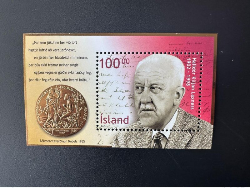 2002 Iceland Island Iceland Mi. Bl. 30 I Gold Halldor Kiljan Laxness Nobel Prize-