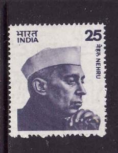 India-Sc#673-unused NH -Nehru-1976-