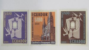 Ecuador C327-329 MH