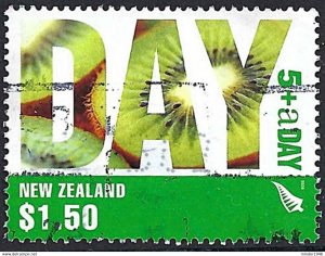 NEW ZEALAND 2006 QEII $1.50 Green, Children's Health Camps - Healthy Living -...