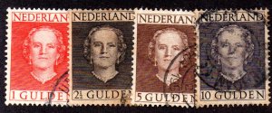 NETHERLANDS 319-22 USED SCV $17.50 BIN $7.00 ROYALTY