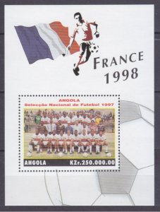 1997 Angola 1161/B37 1998 FIFA World Cup in France 5,50 €