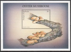 Uu0644 Antigua & Barbuda Flora Nature Mushrooms 1Bl Mnh