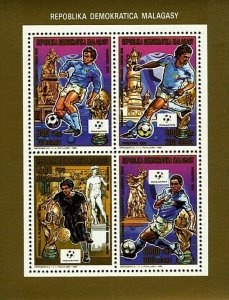 Stamps M/S Mint Football Worldcup Italy 90 / Timbres Feuillet Foot Italie 90