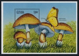 Guyana 3399 MNH Mushrooms, Butterfly