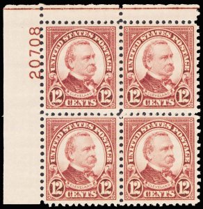 PLATE BLOCKS - POST 1900 693 mint NH  CV $35.00 (ID # 107555)