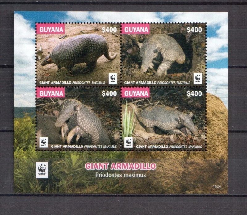 2016	Guyana	giant amadrillo wwf collective s/s MNH	383