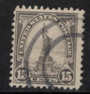 USA Scott 566 Used  Statue of Liberty stamp