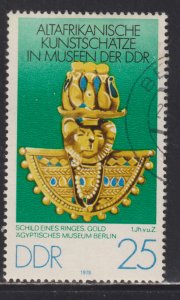 Germany DDR 1921 Animal Head, Gold Ring 1978