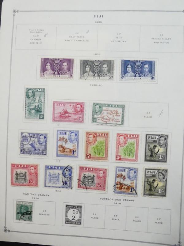 EDW1949SELL : FIJI Very clean Mint & Used collection on album pages. Cat $253.00