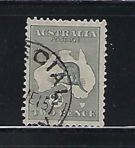 AUSTRALIA SCOTT#38 1915  KANGAROO- WMK 9 (WIDE CROWN/NARROW A)- 2 (GRAY) USED