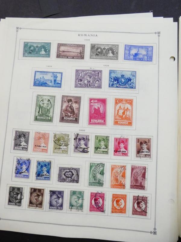 EDW1949SELL : ROMANIA Very clean Mint & Used collection on album pages Cat $2648