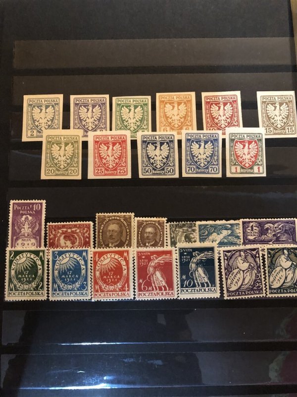 POLAND COLLECTION; 1900s - 1940s fine Mint & used Range of Sets and values