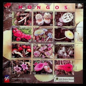 DOMINICAN REP. Sc 1652 NH MINISHEET OF 2019 - MUSHROOMS - (CT5)