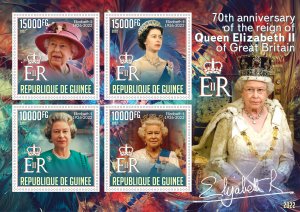 Stamps.The Royal family,in memory of Queen Elizabeth II 2022 year perforated NEW