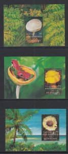 St Vincent Grenadines 879-881 Mushrooms Souvenir Sheets MNH VF