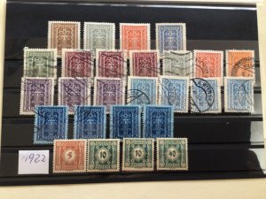 Austria 1922 mounted mint & used stamps A12887