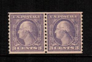 US 493 MNH  cat $ 60.00 pair