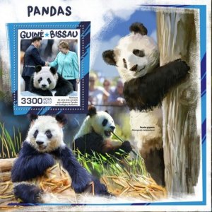 Guinea-Bissau - 2017 Pandas on Stamps - Souvenir Sheet - GB17905b