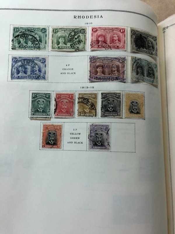 INTERNATIONAL COLLECTION IN SCOTT ALBUM – PORTUGAL TO RUSSIA – 423335