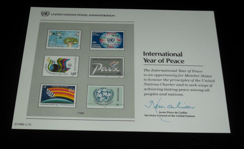  U.N.#SC30, 1986 ,INTL. PEACE YEAR,COMPLETE SET/ 4 SOUVENIR CARDS NICE! LQQK!