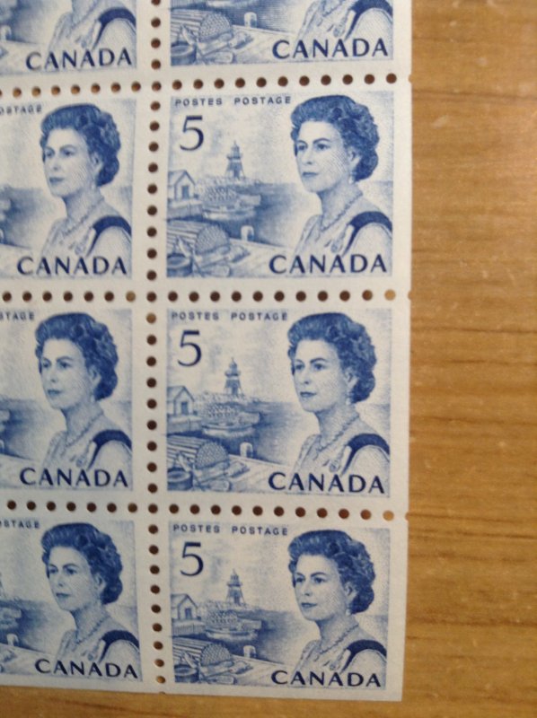 Canada BK58b complete booklet