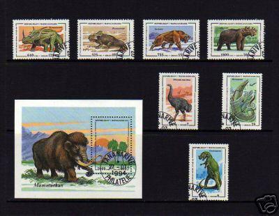 MALAGASY -1995- PREHISTORIC  ANIMALS - SET + S/S!