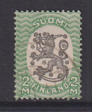 Finland    #104  used  1921  Arms    2m  green and black    Unwmk.