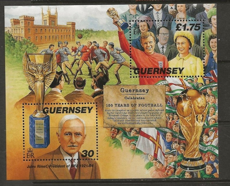 GB - GUERNSEY Sc 635 NH issue of 1998 - SOUVENIR SHEET - SOCCER 