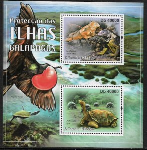 St Thomas & Prince Is #2400 MNH S/Sheet - Wild Animals of the Galapogas